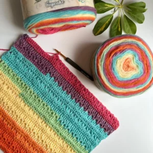 Lady Yarn Cupcake.